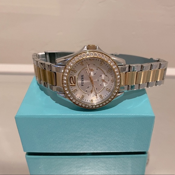Fossil Riley Two Tone Stainless Steel Watch 38mm - Picture 3 of 7